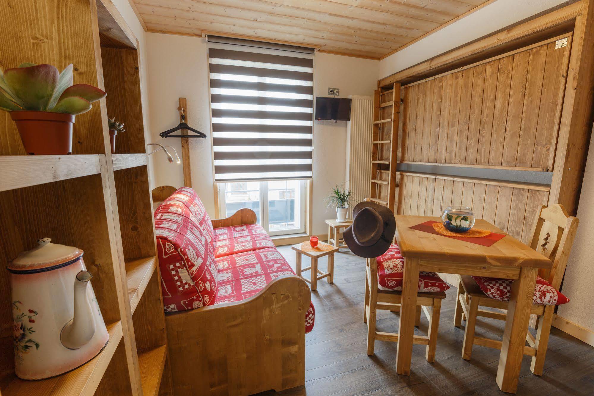 Residence Les Tavaillons Mijoux Eksteriør billede